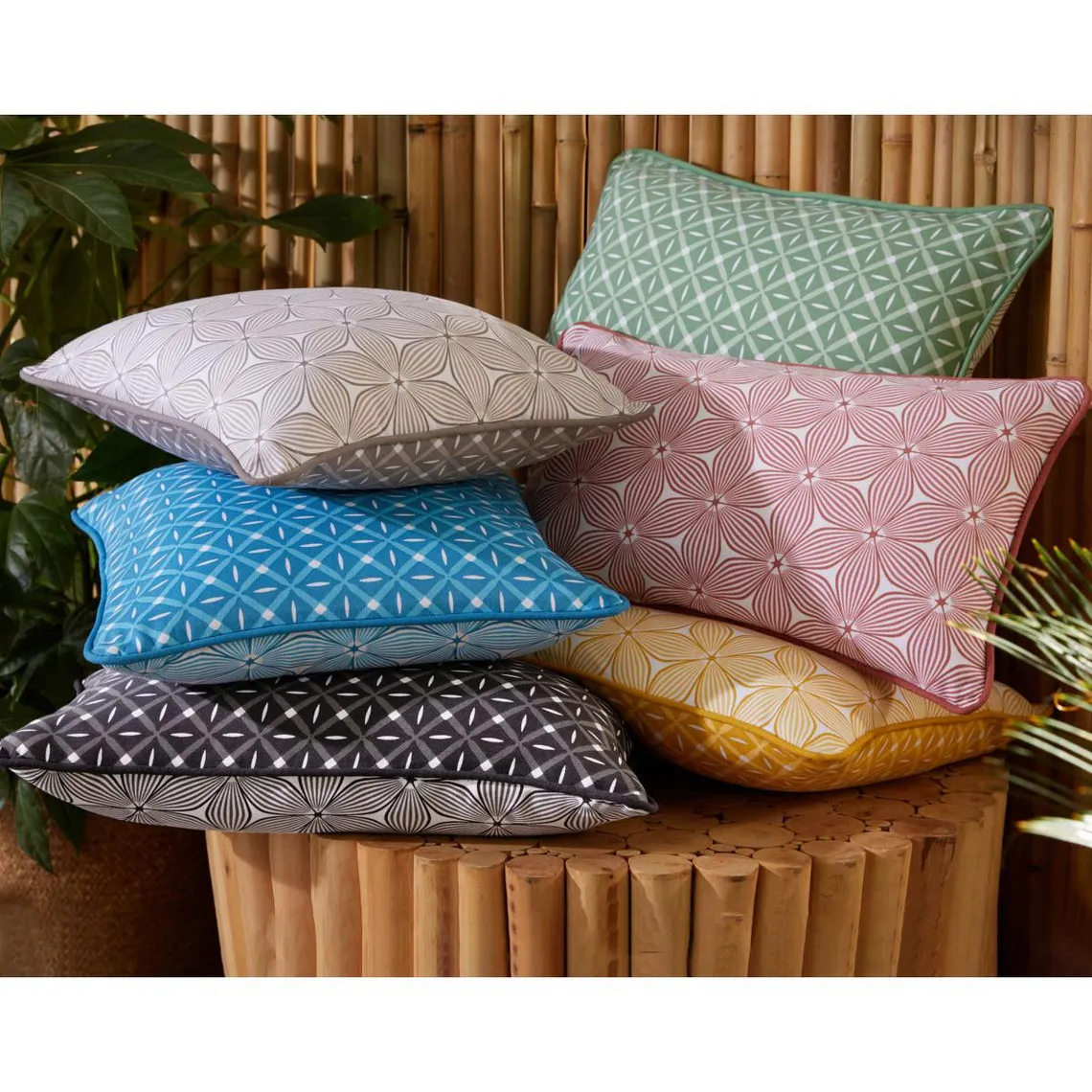Coussin GIENS double face graphique rectangulaire  gris | 3 Suisses