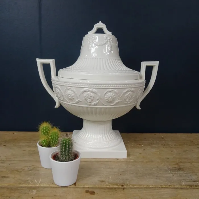 Immense potiche VILLEROY & BOCH 250e anniversaire Édition limitée - Le palais des bricoles