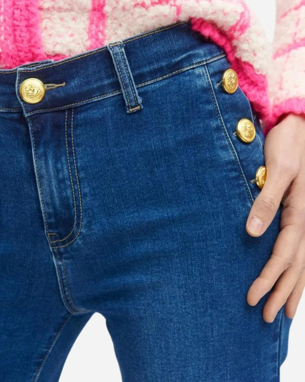 Jean large à boutons