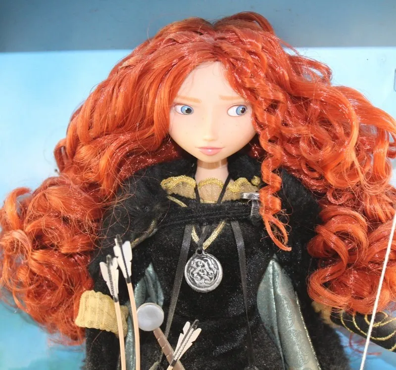 Poupée limitée Merida DISNEY STORE Limited Edition Rebelle LE colle...