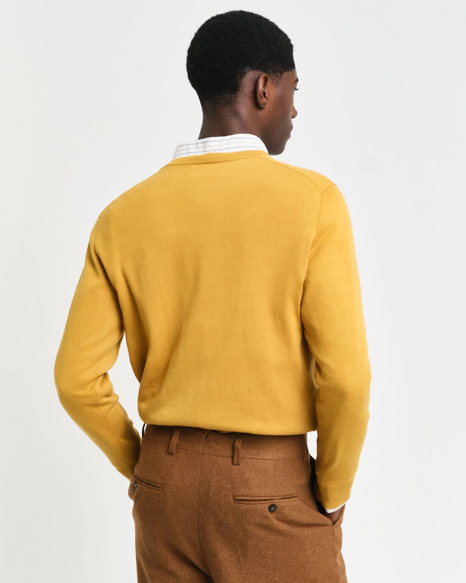 Pull col V en coton classique